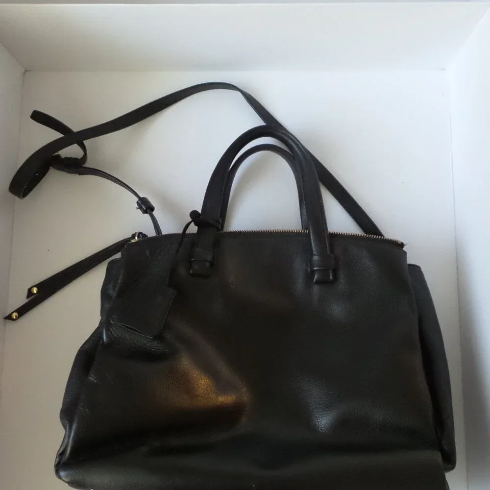 Banana Republic chic classic